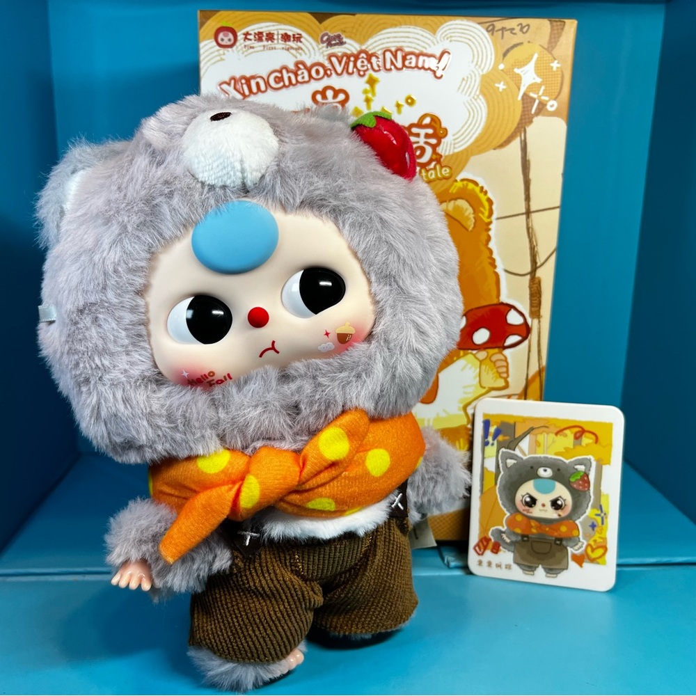Cureplaneta - Baby Three - Autumn Fairy Tale Vinyl Plush - Chestnut Maple Trail